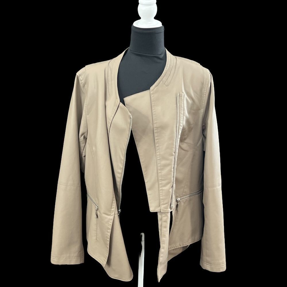 Jennifer Hudson tan Moto jacket